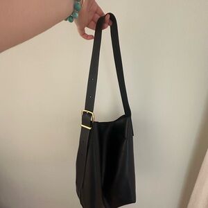 Madewell Classic Black Leather Shoulder Bag - Minimalist Everyday Tote